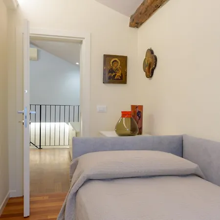 San Vio 619 * Venedik